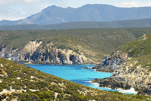 Mid Mount Barren from Quoin Head in Fitzgerald River National Park