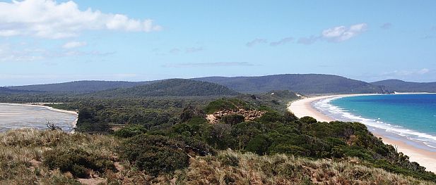 The Neck - Adventure Bay (left), Simpsons Bay (right)